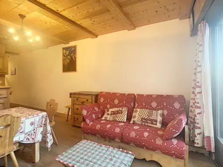 Studio cosy avec cabine, pied des pistes à Combloux, balcon, casier à skis, équipements modernes - Photo 8