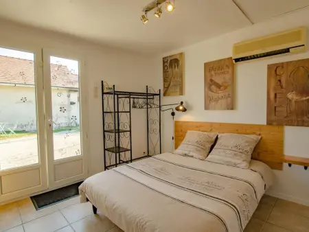 Studio de charme avec cour, jardin et tennis - Proche Troyes et Nogent-sur-Seine - Photo 3