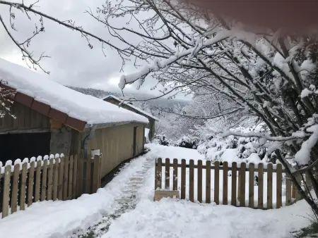 Charmant studio en montagne avec jardin, animaux admis - Photo 14