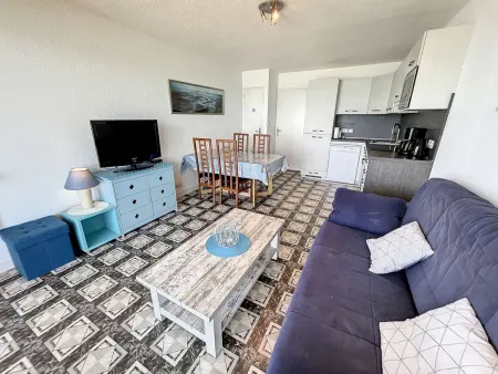 Appartement en front de mer avec balcon et parking privatif - Photo 4