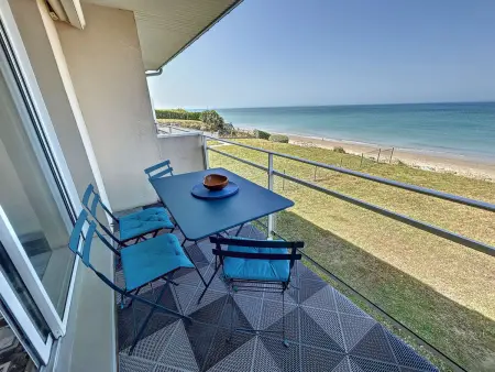 Appartement en front de mer avec balcon et parking privatif - Photo 13