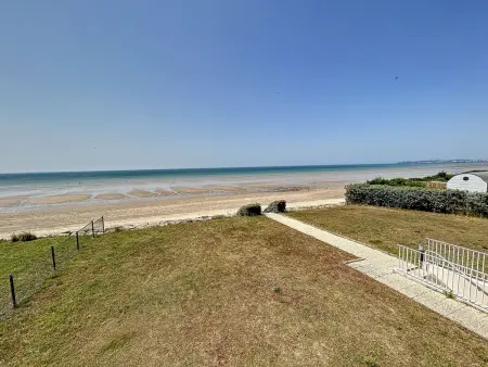 Appartement en front de mer avec balcon et parking privatif - Photo 14