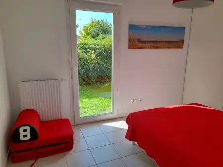 Jardin Privé et Terrasse - Appartement T2 à La Teste de Buch, Proche Plages et Activités - Photo 8