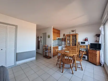 Studio cabine avec terrasse ensoleillée à Port-Vendres - Photo 6