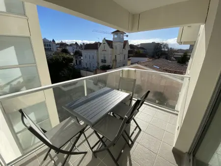 Studio refait à neuf, front de mer, avec parking, pour 3 personnes - Photo 2