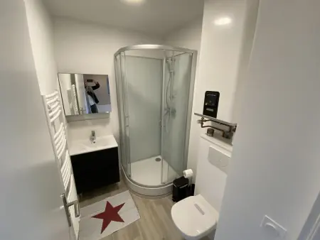 Studio refait à neuf, front de mer, avec parking, pour 3 personnes - Photo 6