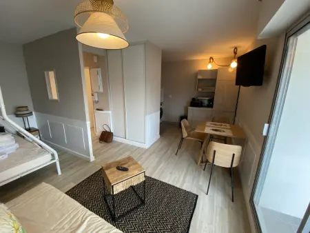 Studio refait à neuf, front de mer, avec parking, pour 3 personnes - Photo 9