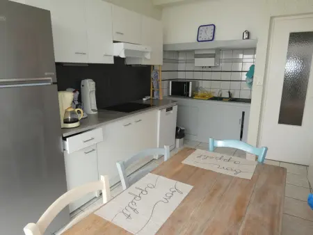 Appartement T3 en centre-ville avec terrasse et parking privé à Royan - Photo 2