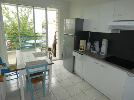 Appartement T3 en centre-ville avec terrasse et parking privé à Royan - Photo 3