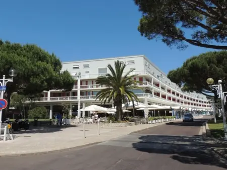 Appartement T3 en centre-ville avec terrasse et parking privé à Royan - Photo 16