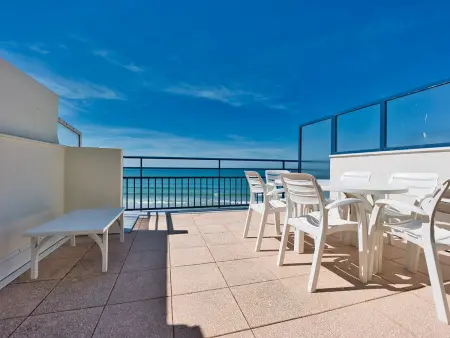 Superbe T3 face mer avec terrasse, garage et Wifi aux Sables-d'Olonne - Photo 8