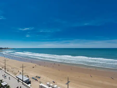 Superbe T3 face mer avec terrasse, garage et Wifi aux Sables-d'Olonne - Photo 10