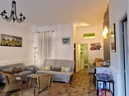 Banyuls: T3 avec Terrasse, Parking, 6 Pers., Appartement 6 personnes à Banyuls sur Mer - Photo 8
