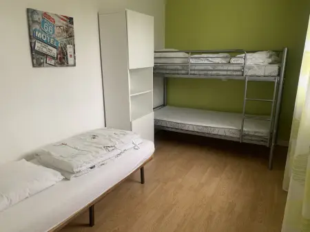 Appartement T3 en Centre-Ville de La Roche-Posay avec Terrasse, Piscine et Parking - Photo 5