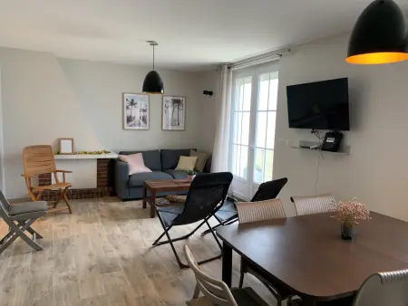 Fort-Mahon-Plage : Appartement rénové en front de mer, 2 chambres, terrasse - Photo 2