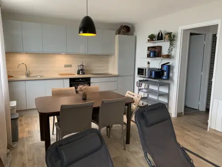 Fort-Mahon-Plage : Appartement rénové en front de mer, 2 chambres, terrasse - Photo 5