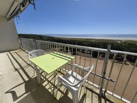 Charmant T2 rénové avec balcon et parking, accès direct plage - Saint Brevin - Photo 1