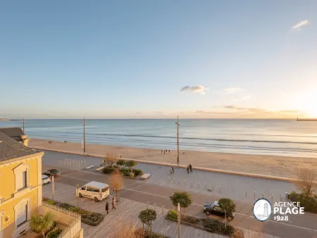 Appartement spacieux face mer avec balcon, proche du centre et commerces - Photo 10