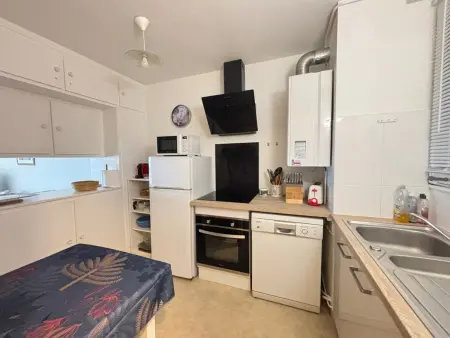 Appartement spacieux face mer avec balcon, proche du centre et commerces - Photo 30