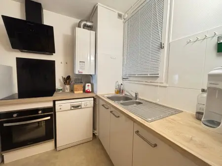Appartement spacieux face mer avec balcon, proche du centre et commerces - Photo 31