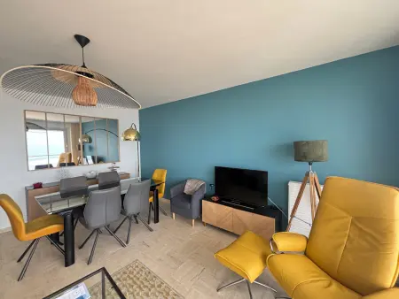 Appartement T3 au 6e étage avec balcon et vue mer - Photo 2