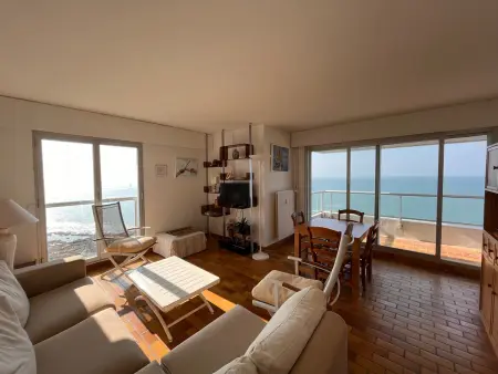 Appartement confortable avec vue sur l'océan, 2 chambres et balcon - Photo 6