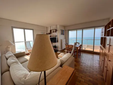Appartement confortable avec vue sur l'océan, 2 chambres et balcon - Photo 7