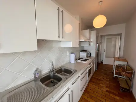 Appartement confortable avec vue sur l'océan, 2 chambres et balcon - Photo 9