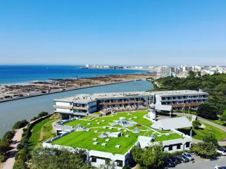 Appartement T3 avec Piscine à 200m de la Côte Sauvage et Proche Plages - Les Sables-d'Olonne - Photo 16
