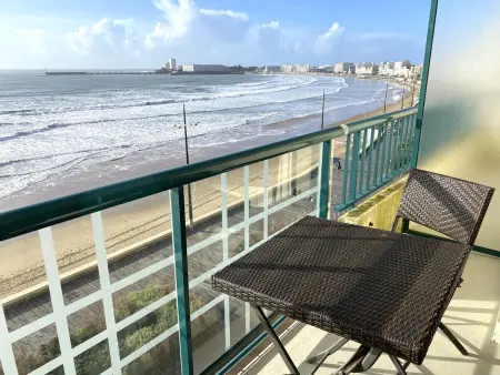 Studio face mer avec balcon, à 50m de la plage, Appartement 3 personnes à Les Sables d'Olonne - Photo 3