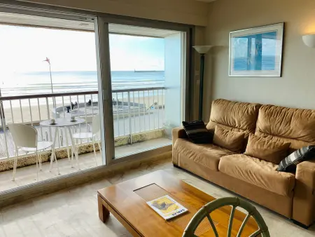 Appartement avec accès direct à la plage, balcon et garage privé - Photo 1