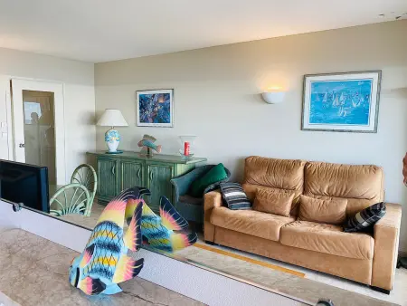 Appartement avec accès direct à la plage, balcon et garage privé - Photo 7
