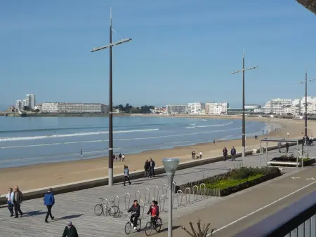 Appartement avec accès direct à la plage, balcon et garage privé - Photo 22