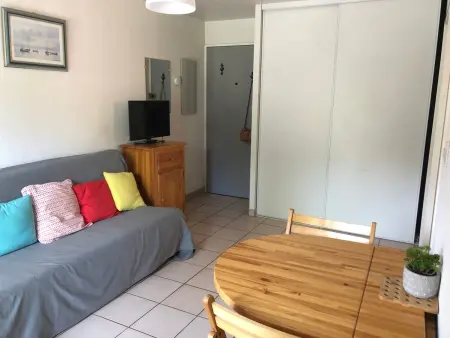 Appartement T2 à Arcachon - Centre-Ville, Proche Plage et Commerces, avec Parking et Balcon - Photo 3