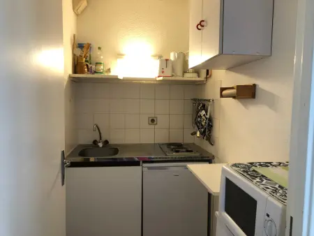 Appartement T2 à Arcachon - Centre-Ville, Proche Plage et Commerces, avec Parking et Balcon - Photo 8