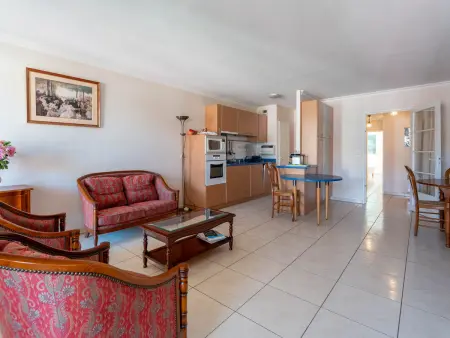 Appartement T3 au Centre d'Arcachon, avec Parking, proche Parc Mauresque et Plage, Terrasse, 2 Chambres - Photo 1