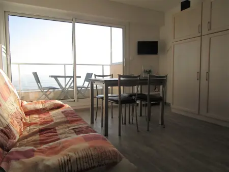 Studio cosy avec balcon face à la plage - Les Sables-d'Olonne - Photo 6