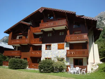 Grand duplex 6 personnes avec balcon dans les Alpes - Photo 11