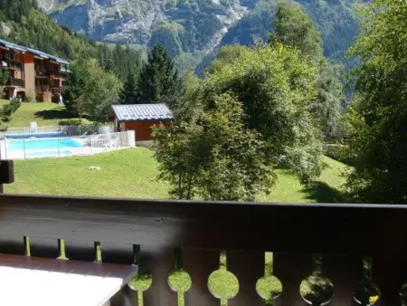 Duplex ensoleillé avec piscine, proche pistes, balcon sud - Photo 12