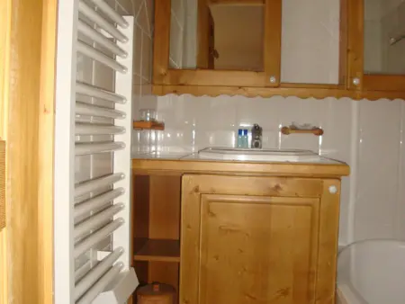 Rez-de-jardin 3 pièces proche pistes, jusqu'à 6 personnes - Photo 14