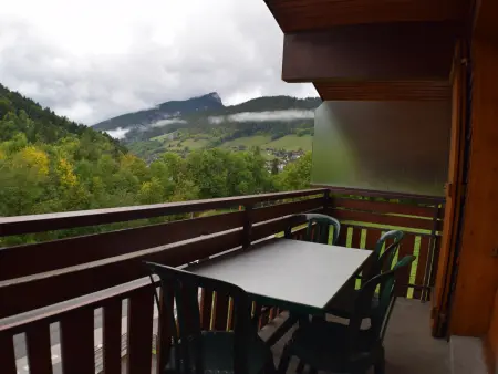 Appartement cosy 5 pers, proche piste ski, balcon vue montagne - Photo 9