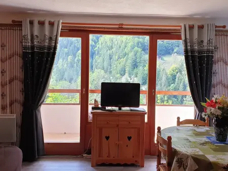 Studio avec accès piscine, Saint-Jean-d'Aulps, Appartement 4 personnes à Saint Jean d'Aulps - Photo 2