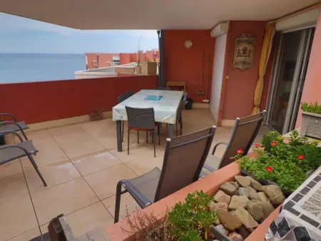 Studio climatisé avec terrasse, vue mer et parking privé - Photo 1