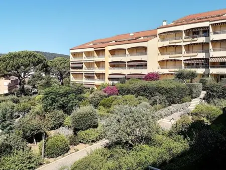 T2 cabine avec terrasse à La Favière, proche plages et commerces - Photo 11