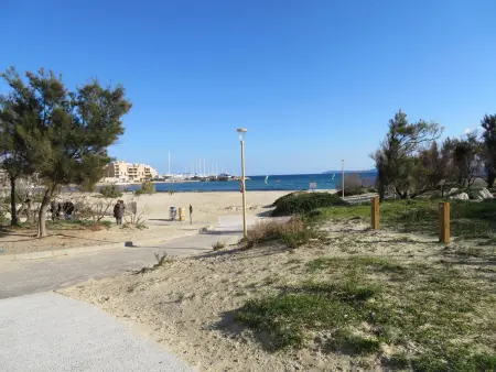 T2 Climatisé avec Piscine, Tennis, Garage, Proche Plage – Bormes-les-Mimosas - Photo 16
