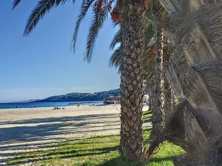 T2 Climatisé avec Piscine, Tennis, Garage, Proche Plage – Bormes-les-Mimosas - Photo 19