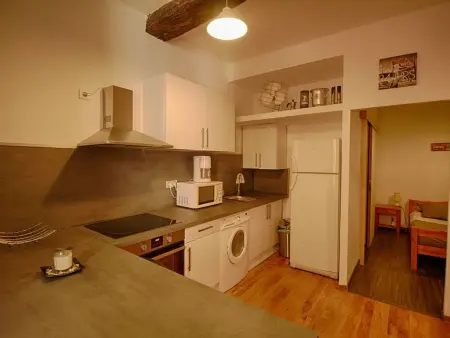 Appartement cosy dans vieille ville d'Ajaccio, proche plage, marché et commodités. - Photo 3