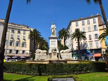 Appartement cosy dans vieille ville d'Ajaccio, proche plage, marché et commodités. - Photo 11