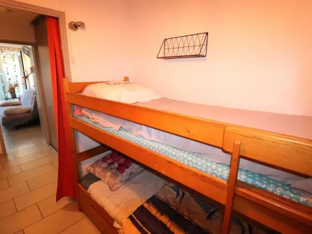 Studio Cabine au RDC avec Terrasse, Piscines, Parking Privé et Proche de la Mer - Photo 5