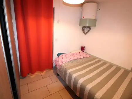 Studio Cabine au RDC avec Terrasse, Piscines, Parking Privé et Proche de la Mer - Photo 6